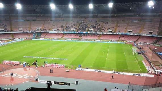 FOTOGALLERY TN - San Paolo ancora tristemente deserto a un'ora dal calcio d'inizio di Napoli-Empoli