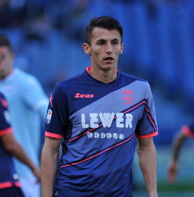 Crotone, Budimir spavaldo: "Sicuro che possiamo fare male al Napoli, ci saranno dei buchi per noi"