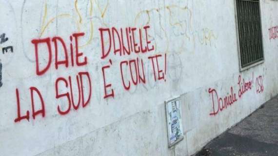 FOTO - Vergogna a Roma, ancora scritte pro-De Santis sui muri: "Daie Daniele, la Sud è con te!"