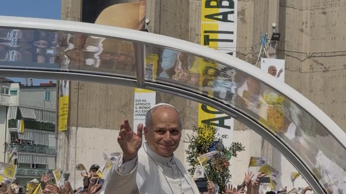 Papa Leone XIV ad Acerra: "Oscuri interessi mortali avvelenano la Terra dei Fuochi"