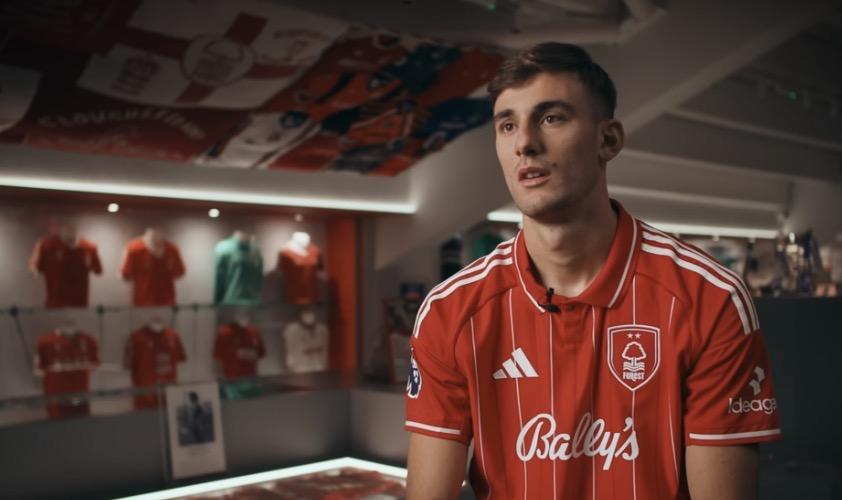 Fenerbahce-Nottingham, Lucca entra ma non incide: statistiche negative per l’ex Napoli