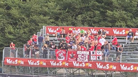 FOTO - A Dimaro arrivano anche i tifosi del Perugia per l'amichevole
