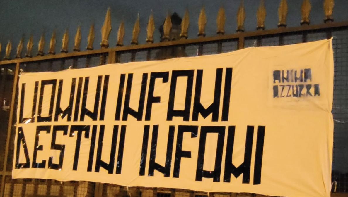 "Uomini infami, destini infami": in città spunta striscione contro Spalletti
