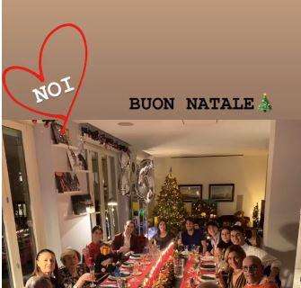 FOTO&VIDEO - Natale con auguri doppi in casa Verdi, la fidanzata Laura festeggia anche il compleanno
