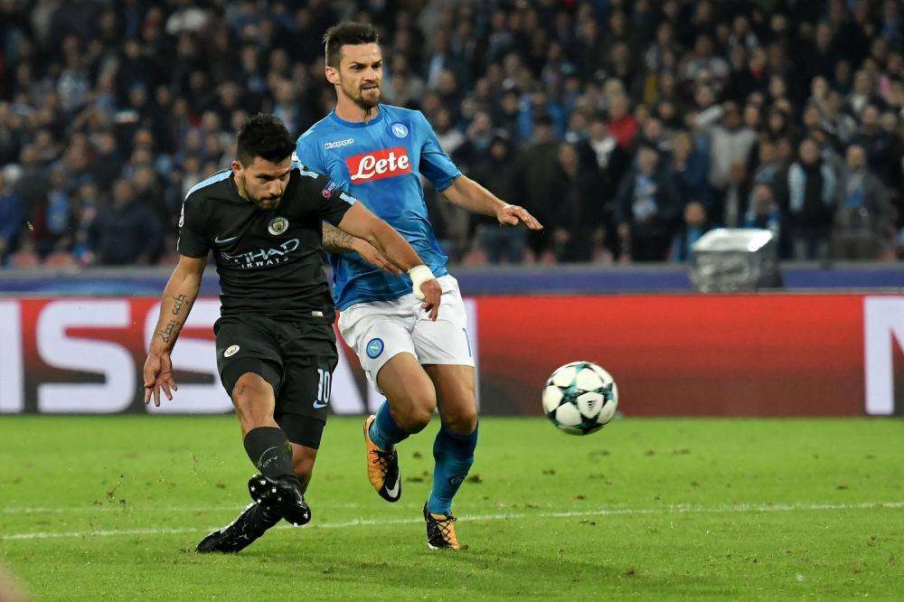 Al San Paolo finisce 4-2: il City soffre ma ha la meglio su un buon Napoli