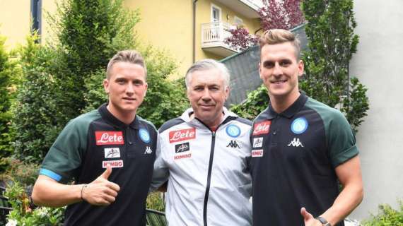 FOTO - Milik e Zielinski arrivano a Dimaro, ecco il primo scatto con Ancelotti