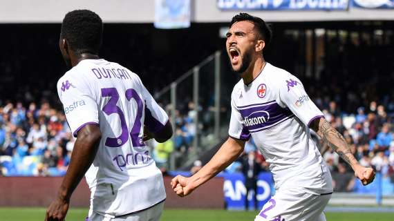 Il Napoli inizia bene ma spreca, la Fiorentina passa: è 0-1 al 45'