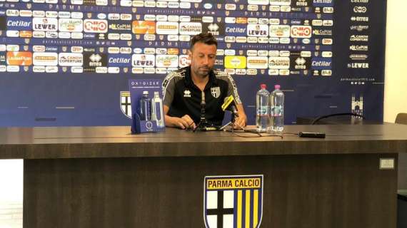 Parma, D'Aversa in conferenza: "A Napoli per concedere poco. Sappiamo solo del 4-3-3"