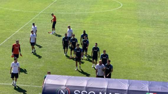 RILEGGI LIVE - Castel di Sangro, day 7: allenamento mattutino, assente Kvara. Osimhen in palestra. Si rivede Mario Rui