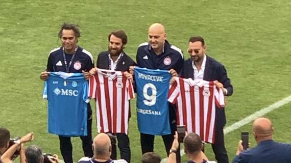 Napoli-Olympiacos, scambio di maglie tra dirigenze: per i greci due volti noti in Serie A