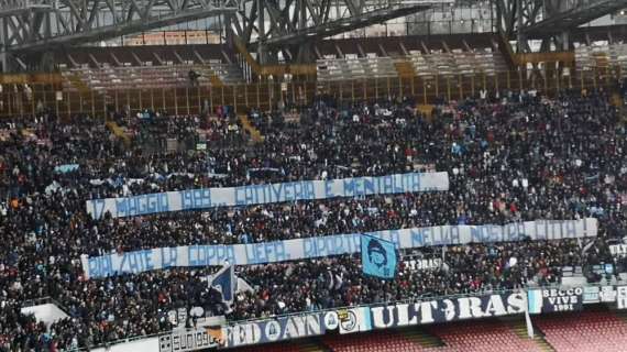 FOTO - "Riportate la Coppa Uefa nella nostra città": bello striscione della Curva B