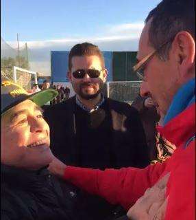 Maradona incontra Sarri, la reazione del tecnico: "Per me è un sogno" 