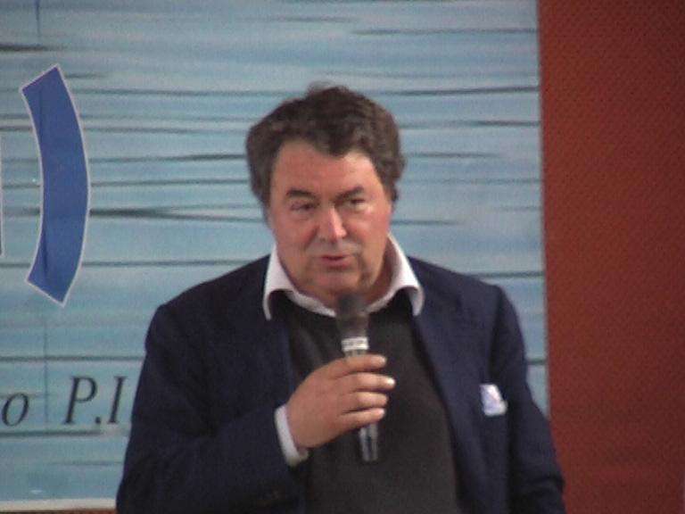 Corbo: "Il pugno duro con Lavezzi servirà a dare l'esempio anche agli altri"