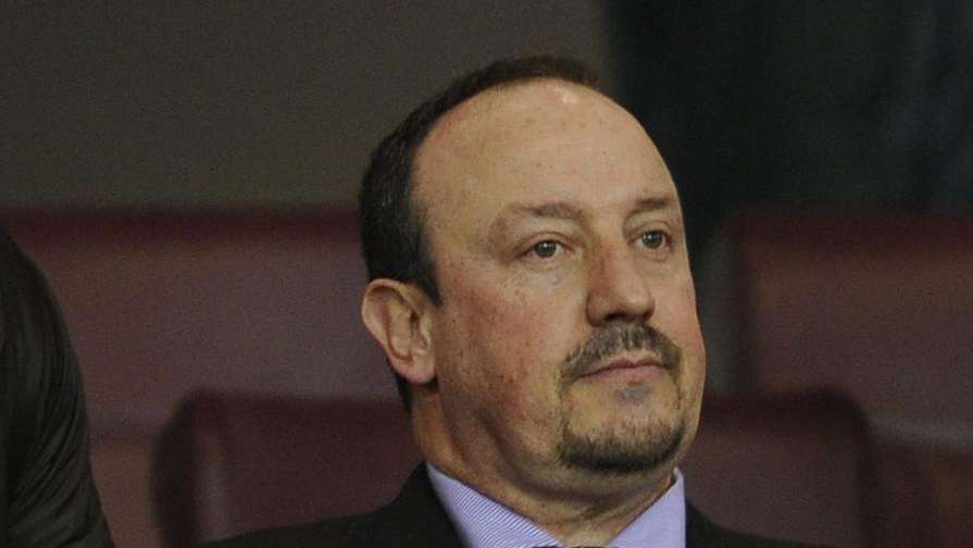 Benitez avvisa: "La mia priorità è l'Inghilterra. Attendo l'offerta giusta"