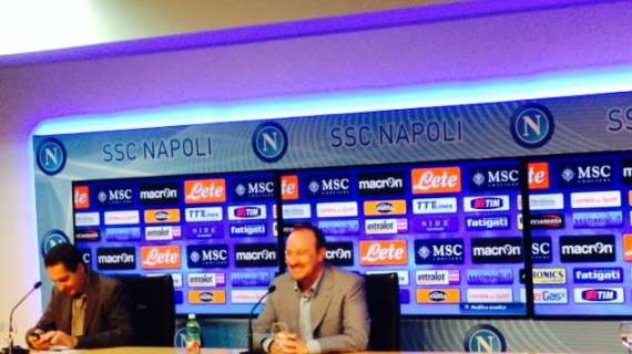 Benitez difende Albiol: "Ci ho parlato, è un giocatore di massimo livello e gli serve fiducia"