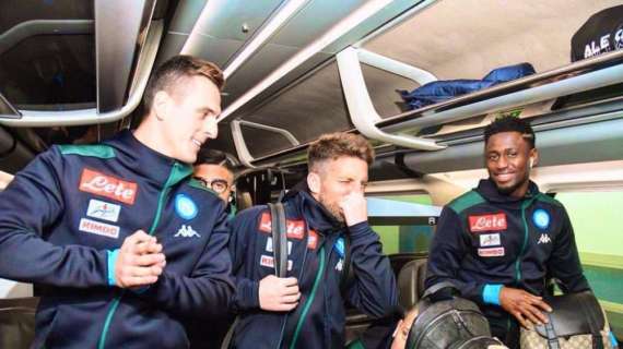 FOTO - "Secondo voi chi ha scoreggiato?", Mertens scherza con i tifosi su Instagram con una foto sul treno per Firenze