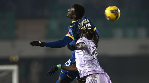 Il Verona resiste in 10: al Bentegodi finisce 0-0 con l'Udinese