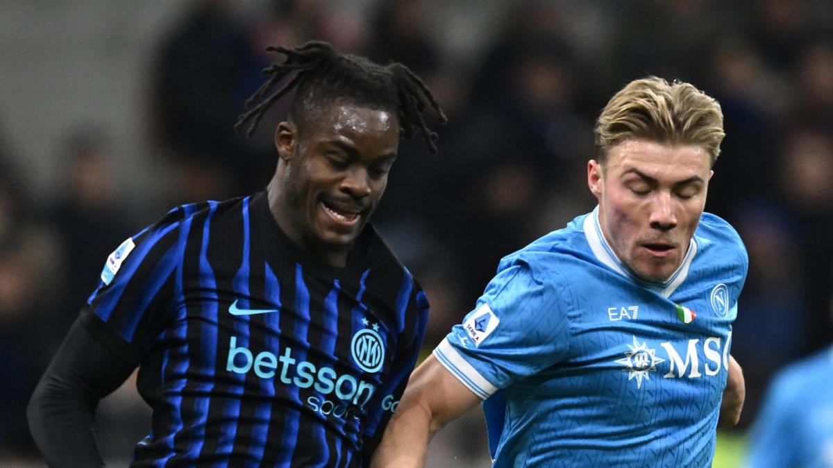 Hojlund: "Mi sento migliorato dalla prima volta in A. Duello con Akanji? E' finita 50-50"