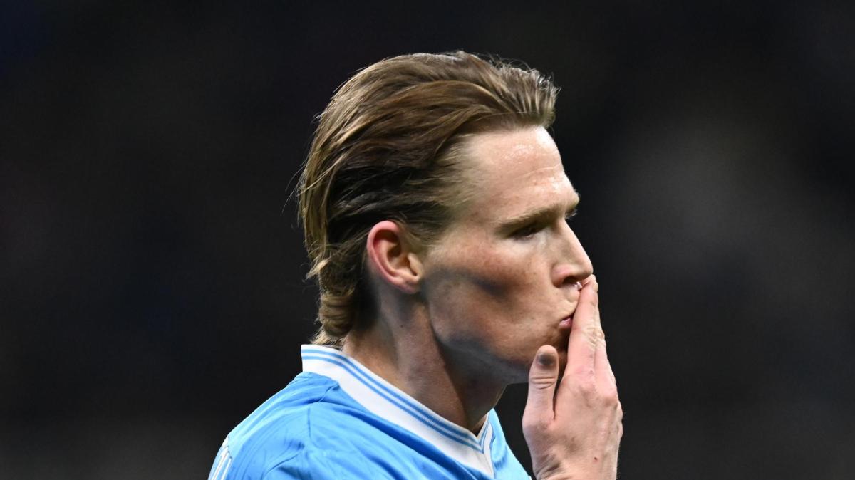 Finisce il 1T a Copenhagen: Napoli avanti di un gol e di un uomo