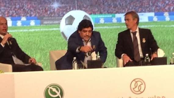 Maradona re del secolo: il Pibe de oro premiato come miglior calciatore di sempre