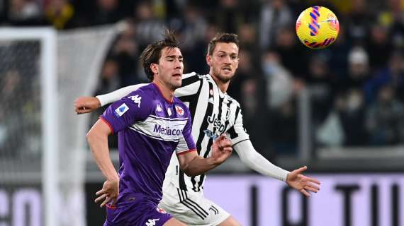 Cuadrado salva la Juve: 1-0 con la Fiorentina in 10 (e che protesta per un rigore)