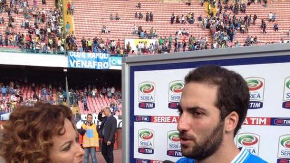FOTO - Higuain protagonista: ecco il Pipita durante l'intervista a Sky