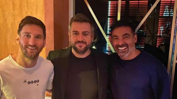 Spettacolo Lavezzi! Il Pocho mostra il figlioletto col completino del Napoli