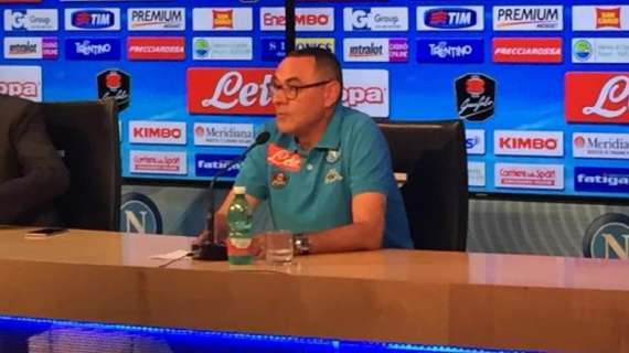 Sarri in conferenza: "Voglio un Napoli super che onori il San Paolo. Sulla Juve la penso come i tifosi e lo trasmetterò alla squadra. Modulo? Domani conta il cuore! Su Jorginho e Gabbia..."