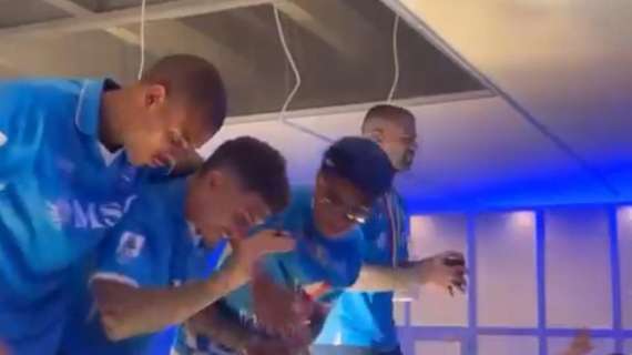 Continua la grande festa al Maradona: 4 azzurri scatenati a ritmo di musica