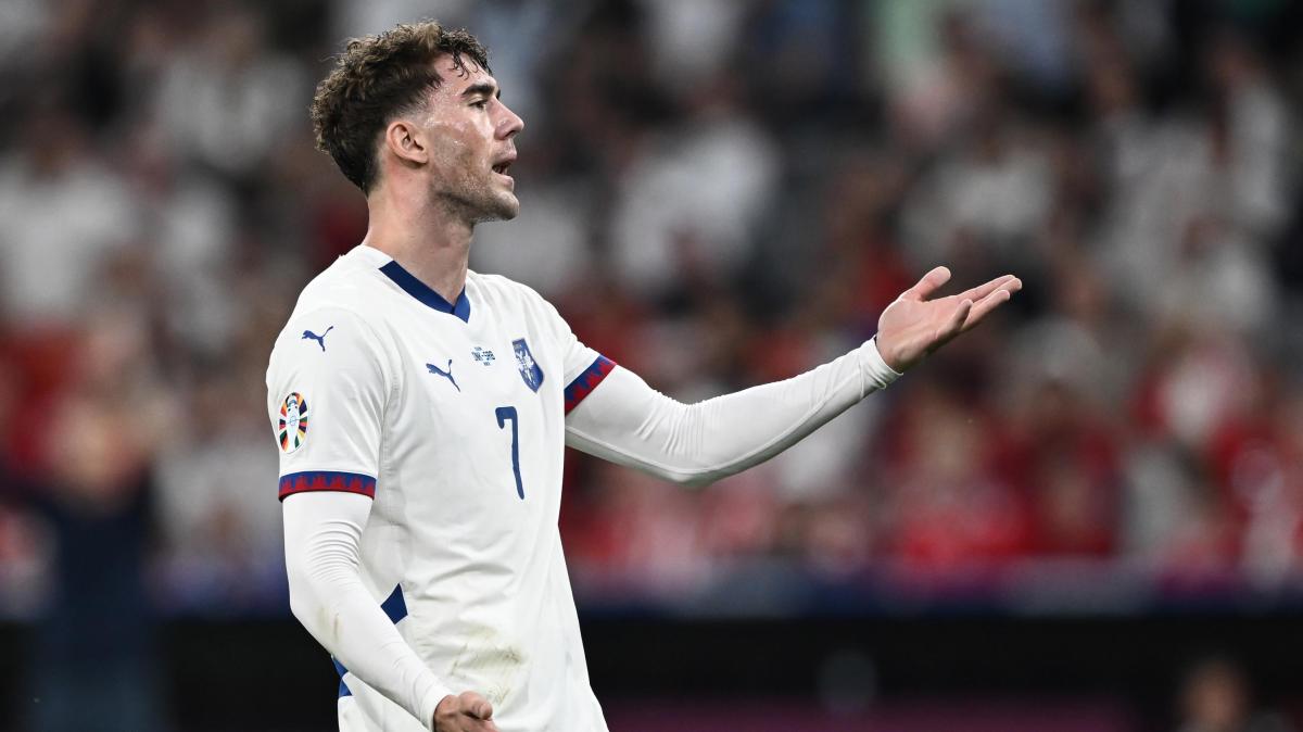Senza Milinkovic la Serbia si inguaia verso il Mondiale e il CT Stojkovic dà le dimissioni
