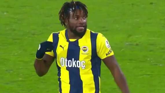 Fenerbahce, guerra aperta tra l’ex obiettivo Saint-Maximin e Mourinho: cosa è successo