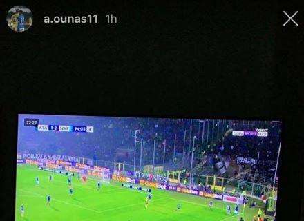 FOTO - Ounas esulta da casa per la vittoria del Napoli: "Bravi ragazzi!"