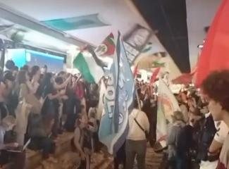 Manifestazione a sostegno di Gaza: Stazione Napoli Centrale bloccata