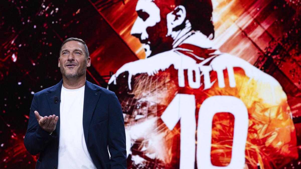 Totti allo scoperto: "Ritorno alla Roma? Ne stiamo parlando! A cena con Gasp..."