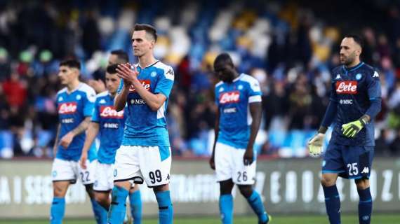 CorSera - Napoli una signora invecchiata di colpo, ma ancora con qualche diamante