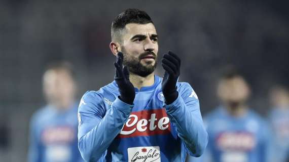 Gazzetta - Albiol, non è detto che resti a Napoli: la clausola fa gola a tanti club di Liga, il punto