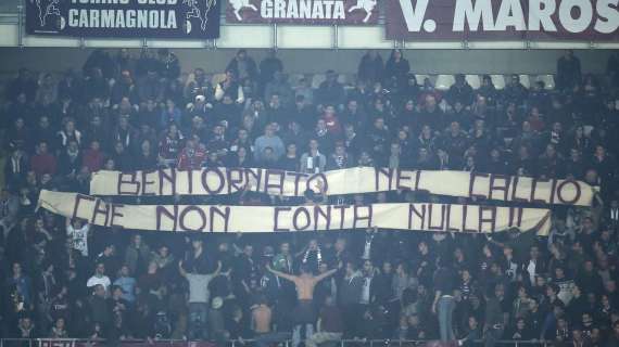 FOTO - Torino, striscione per Cerci: "Bentornato nel calcio che non conta nulla"