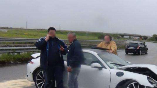 FOTO E VIDEO - Henrique, incidente causato da una macchia d'olio: "Non andava ad alta velocità"