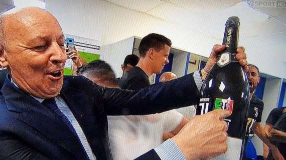 FOTO - La Juve continua ad ignorare le sentenze di Calciopoli: Marotta brinda con Champagne col '36'