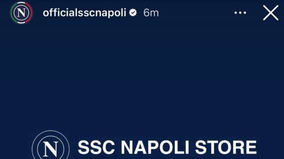 FOTO - Nuovo store SSCNapoli a Via Calabritto: partito il countdown sui social
