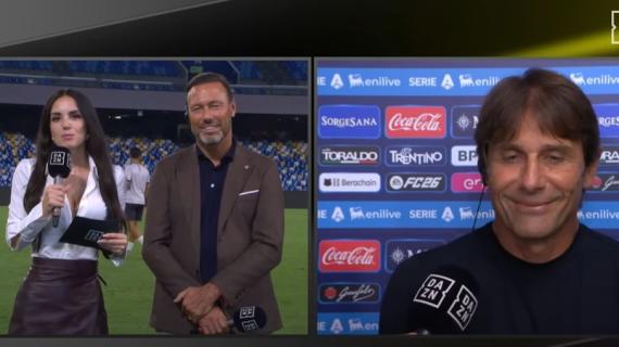 "Buongiorno come sta?", Conte fraintende a Dazn: "Chi, io? Ah no...", e scoppia a ridere