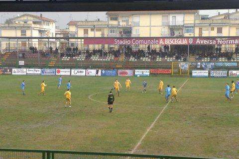 FOTOGALLERY - Napoli-Pescara: terreno in pessime condizioni, le immagini da Aversa