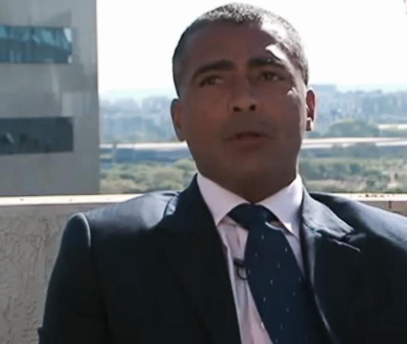 Immagine strip Le Interviste n.4