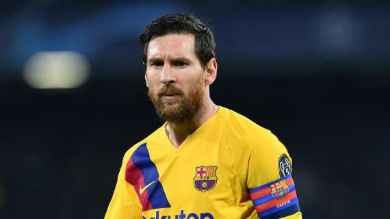 FOTO - Messi triste e deluso nello spogliatoio: lo scatto da Lisbona fa il giro del web