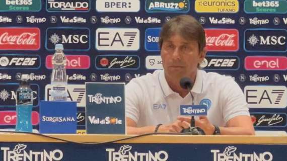 Napoli favorito? Conte: "Con lo Scudetto lo siamo per definizione, ma ricordate due anni fa..."