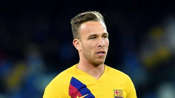 Arthur verso il forfait con il Napoli: sta valutando di non giocare più col Barcellona
