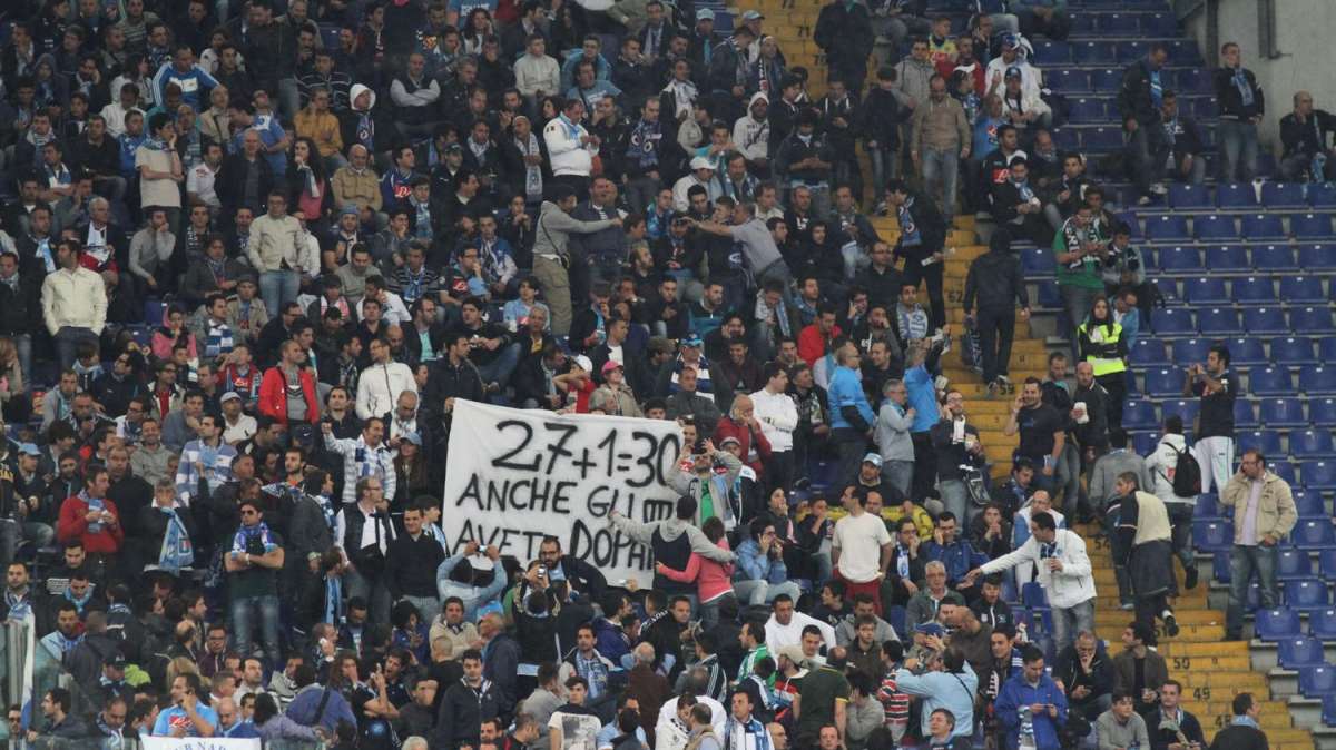 Juve-Napoli, tifosi azzurri coprono l'inno: "Noi siamo napoletani"
