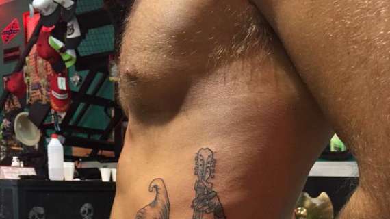FOTO - Higuain, il fratello dedica un tatuaggio a Napoli: “Ecco il mio umile omaggio”