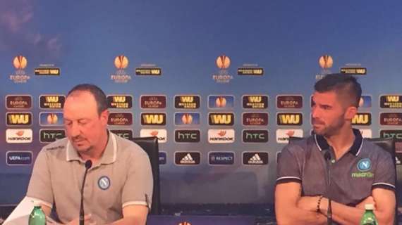 VIDEO - Benitez glissa sul futuro e scherza con la stampa. De Maggio: "E' diventato troppo napoletano"