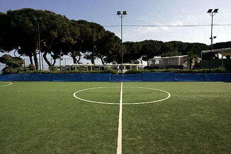 I Clan imponevano tangente all'ex calciatore Improta